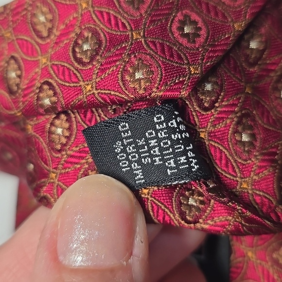 {Ike Behar} Burgundy and Gold Patterned Tie - Picture 8 of 8